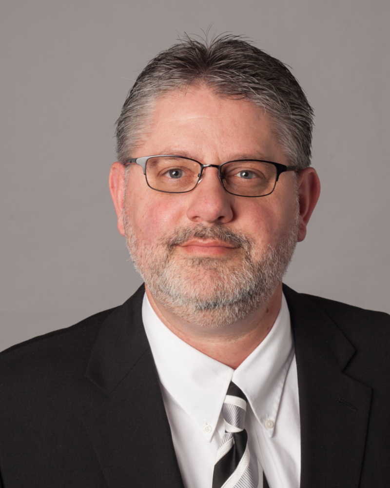 Business Headshot Brian Addington